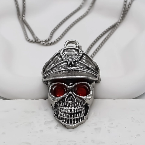 Punk Gothic Military Hat Skull Pendant Necklace Alloy Rhinestone Eyes Vintage Rock Jewelry Men Women Retro Charm Neckwear