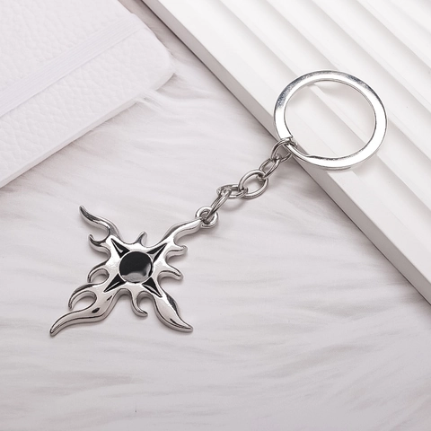 Porte-clés en Métal Croix de Flamme Gothique Vintage Alliage d'Argent Punk Streetwear Pendentif Anneau de Clé Cadeau