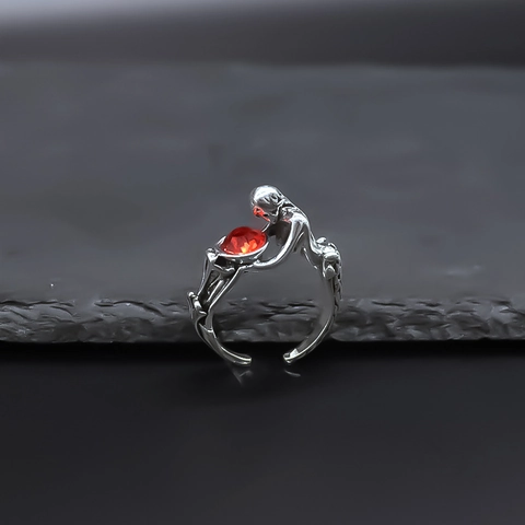 Vintage Punk Meerjungfrau Mit Rotem Herz Strass Offener Legierung Ring Für Damen Herren Gothic Schmuck Antik Silber Finish