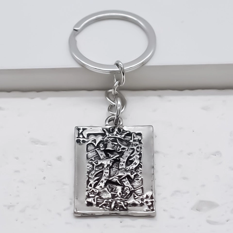 Vintage Legierung Pik-König Anhänger Schlüsselanhänger Retro Metall Relief Spielkarte Schlüsselring Für Tasche Herren Damen Schmuck
