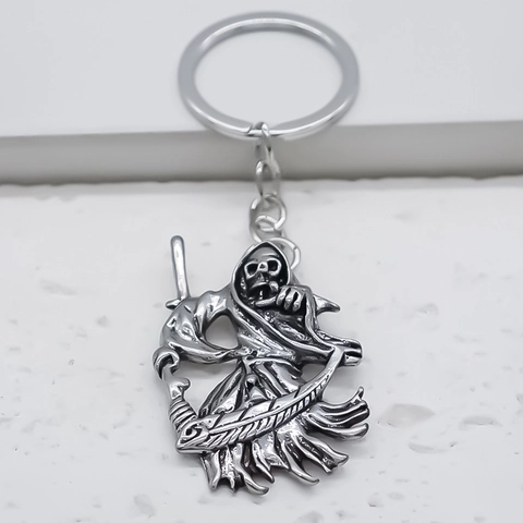 Llavero de Metal con Esqueleto de la Muerte Guadaña Gótica Colgante de Aleación Plateada Antigua para Mochila Bolso