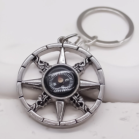 Vintage Metalen Kompas Sleutelhanger Retro Nautisch Roer Hanger Sleutelring Street Style Functionele Kompas Cadeau