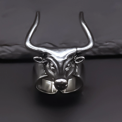 Anillo de Cabeza de Toro Vintage para Hombre Punk Gótico Aleación Color Plata Antigua Animal Buey Biker Anillo Ajustable Joyería Hip Hop