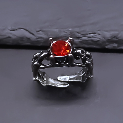 Vintage Gothic Skull Alloy Ring For Men Women Red Rhinestone Inlaid Open Adjustable Punk Skeleton Finger Ring Jewelry