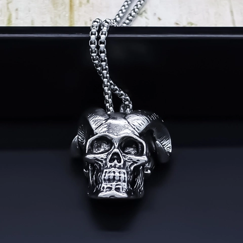 Collar con Colgante de Calavera con Cuernos de Carnero de Aleación Punk Gótico Vintage Cadena de Metal Plata Envejecida Joyería de Halloween