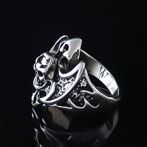 Gothic Bat Skull King Adjustable Open Ring Men Women Vintage Alloy Punk Hip Hop Finger Ring Halloween Jewelry Gift