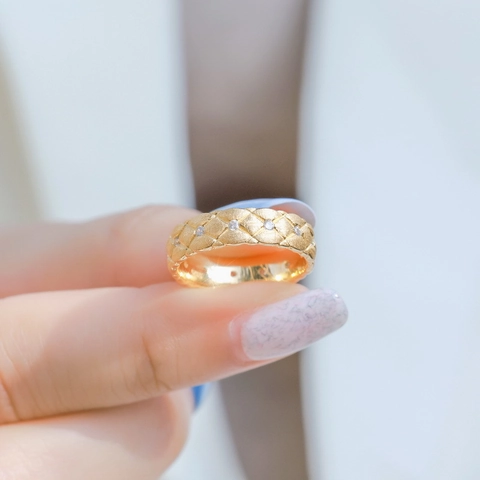 Anello Trapuntato in Argento Sterling 925 Placcato Oro Spazzolato a Mano Lusso Zirconia Gioielli Anello Donna