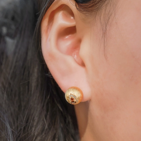 Vintage 925 Sterling Silver Garnet Stud Earrings Hand Brushed Gold Spherical Rhinestone Earrings With Artificial Pearl Backs