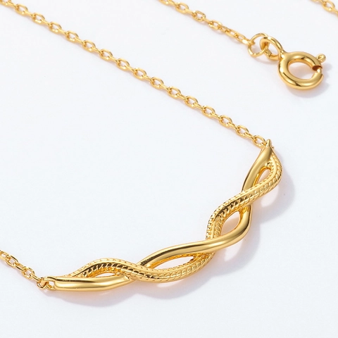 Japanse Retro Stijl 925 Sterling Zilveren Ketting Met 10K Gouden Plating Geweven Geometrische Gedraaide Golf Hanger Minimalistische Fijne Sieraden Voor Vrouwen