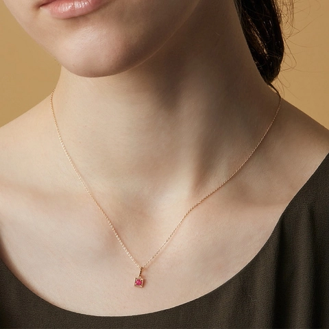 925 Sterlingsilber Roter Korund Anhänger Kette Geometrisch Vintage Palast Stil Gold Plattierter Schmuck Für Damen