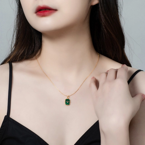 925 Sterling Silver Malachite Pendant Necklace For Women Retro Geometric Square Malachite Star Charm Necklace Gold Plated Jewelry Gift