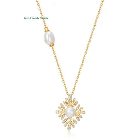 Collana con Pendente in Argento Sterling 925 e Perla d'Acqua Dolce per Donna Gioielli di Lusso con Zirconia Intarsiata Placcata Oro 10K