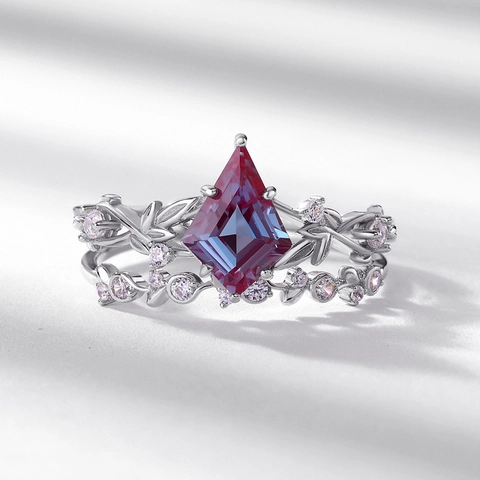 925 Sterling Silver Alexandrite Ring Set For Women Kite Cut Lab Created Gemstone Vine Leaf Stackable Wedding Jewelry