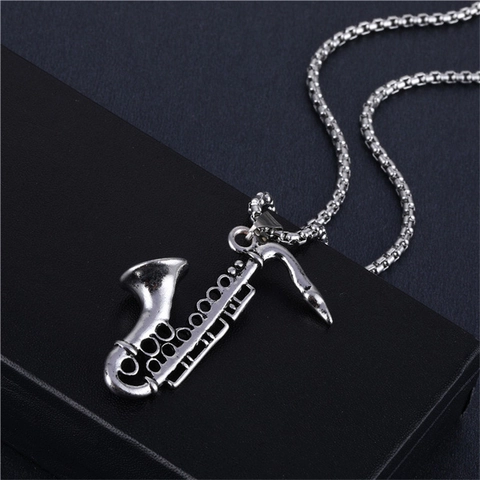 Collier Pendentif Saxophone Chaîne en Acier Inoxydable pour Hommes Femmes Bijoux Instrument de Musique Hip Hop Cadeau