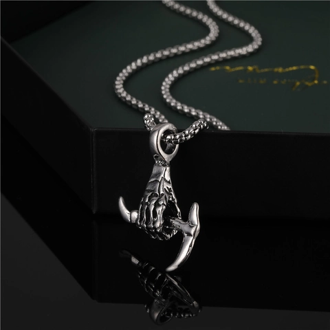 Gothic Punk Skeletthand Mit Spitzhacke Anhänger Halskette Für Herren Damen Legierung Retro Antik Silber Schmuck Streetwear Geschenk