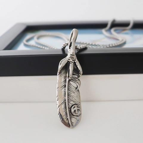 Vintage Legierung Feder Anhänger Halskette Retro Indianer Stil Adlerkralle Schmuck Für Herren Damen Mode Street Accessoire