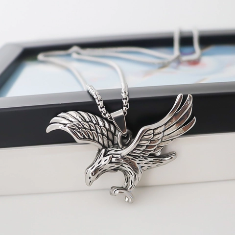 Collana Con Ciondolo Aquila In Lega Vintage Per Uomo Retro Uccello Volante Animale Hip Hop Streetwear Gioielli Accessori