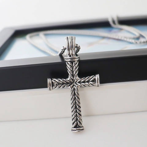 Vintage Legierung Gestreifte Kreuz Anhänger Halskette Für Herren Damen Gothik Retro Religiöser Schmuck Silberfarbene Kette