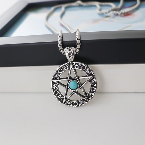 Collana con Pendente a Stella Pentacolo Vintage Tonda Traforata in Lega Turchese Gioielli Gothic Uomo Donna Punk Streetwear