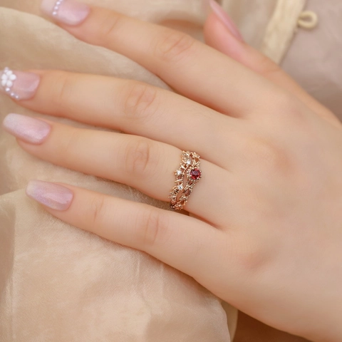 Anillo Abierto de Plata de Ley 925 Vintage con Granate Rojo para Mujer Estilo Palacio Chapado en Oro Strass Joyería