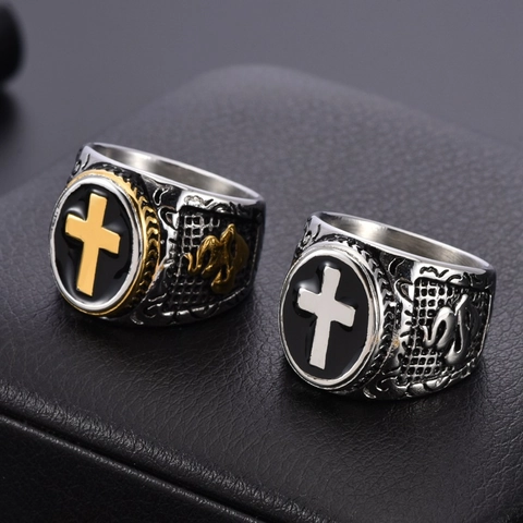 Vintage Men's Titanium Steel Cross Ring With Praying Hands Relief Drip Oil Gothic Punk Signet Ring Religious Fashion Jewelry