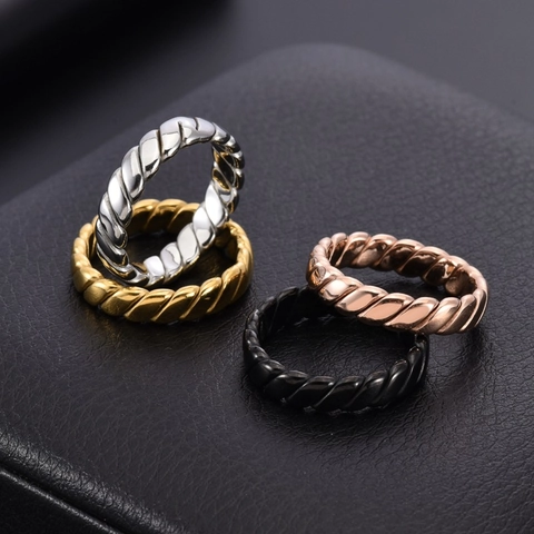 Titanium Steel Twisted Rope Ring Minimalist Geometric Band For Men Women Gold Silver Black Rose Gold Fashion Finger Ring