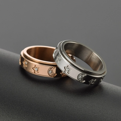 Stainless Steel Star Moon Spinner Ring Stress Relief Rotating Band With Rhinestone For Women Rose Gold Silver Fashion Jewelry
