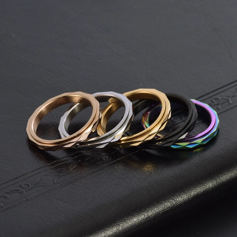Minimalistischer Facettierter Edelstahl Spinner Ring Für Damen Rhombus Schnitt Design Stressabbau Schmuck Dünner Band Drehring