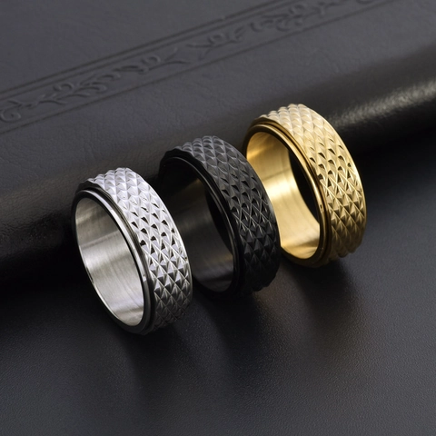 Anello Spinner in Acciaio al Titanio da Uomo Trama a Piramide Romboidale Rotante per Alleviare lo Stress Gioielli di Moda