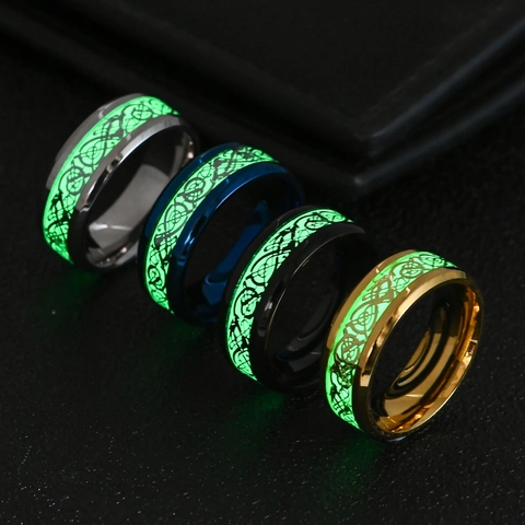 Anello in Acciaio al Titanio con Motivo a Dragone Luminoso per Uomo Nodo Celtico Punk Band Ring Gioielli Regalo