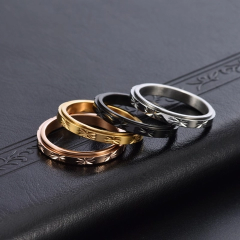 Stainless Steel Rotatable Spinner Ring For Women Star Flower Engraved Stress Relief Ring Gold Rose Gold Black Fashion Jewelry