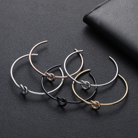 Minimalistischer Edelstahl Knoten C-Form Armreif Offener Knoten Manschette Armband Für Damen Personalisiert Schmuck