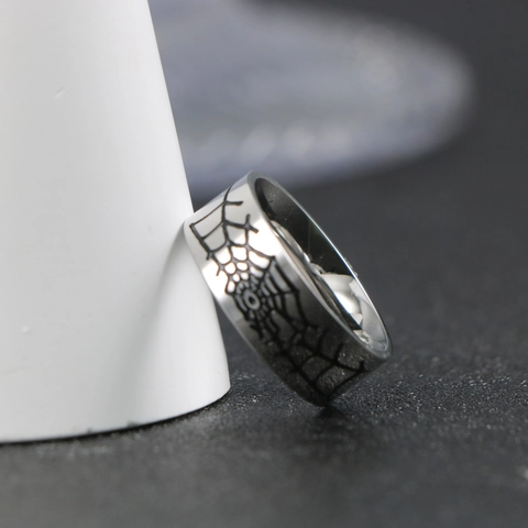 Anello in Acciaio Inossidabile a Ragnatela Gotica da Uomo Hip Hop Punk Band Ring Metallo Argento Lucidato Gioielli Moda
