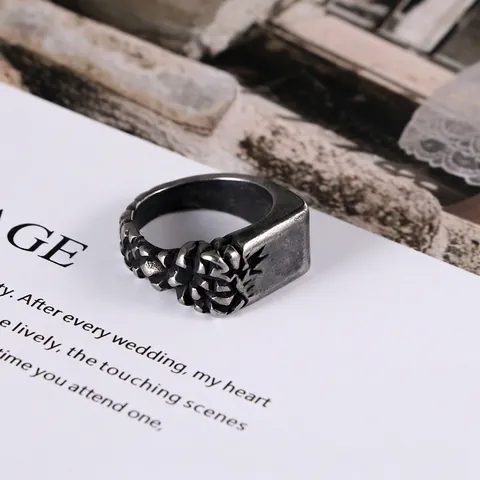 Vintage Stainless Steel Men Ring Distressed Hip Hop Geometric Signet Finger Ring Punk Style Retro Jewelry Accessory