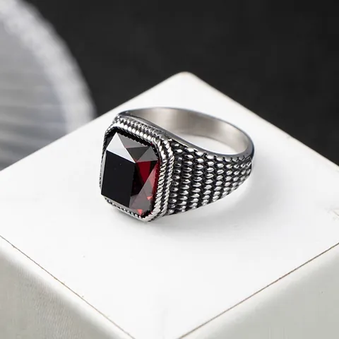 Anello in Acciaio Inossidabile Vintage con Zirconia per Uomo Grande Pietra Rettangolare Rossa Nera Intarsiata Punk Gothic Gioielli