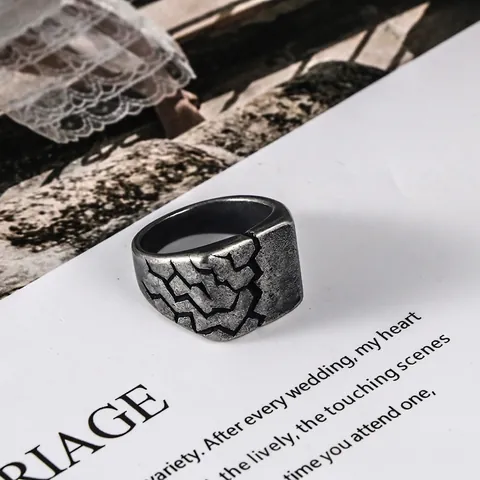 Vintage Titaniumstaal Barst Ring Voor Heren Punk Industrieel Verweerd Roestvrijstalen Bandring Geometrische Sieraden