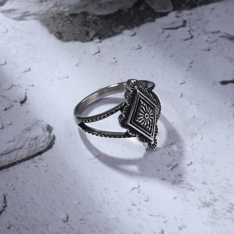 Vintage Bohemian Stainless Steel Rhombus Sunflower Engraved Ring Bracelet Necklace For Women Antique Silver Ethnic Jewelry