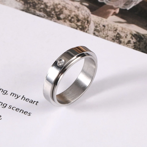 Minimalist Stainless Steel Spinner Ring For Women Men Silver Plated Inlaid Rhinestone Rotatable Anxiety Band Finger Ring Jewelry Gift