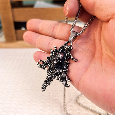 Vintage Gothic Stainless Steel Skull Pendant Necklace For Men Retro Punk Hip Hop Distressed Silver Skull Necklace Jewelry