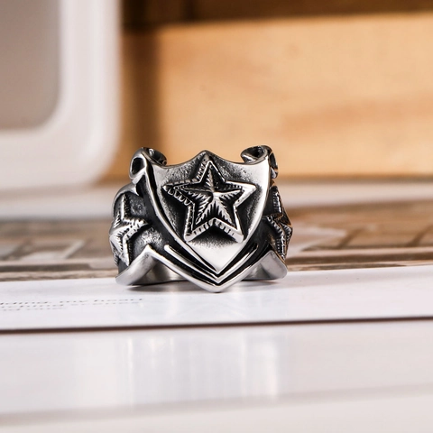 Vintage Stainless Steel Pentagram Shield Ring Men Titanium Steel Star Band Ring Punk Biker Retro Gothic Fashion Jewelry Gift