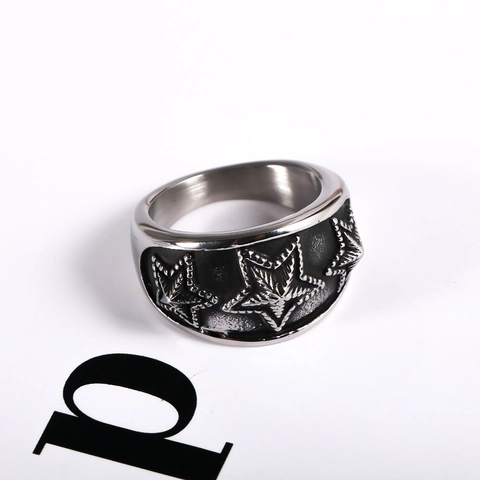 Vintage Punk Titanium Staal Ster Ring Voor Mannen Vrouwen Gezwart Geoxideerd Pentagram In Reliëf Brede Band Mode Rock Club Sieraden