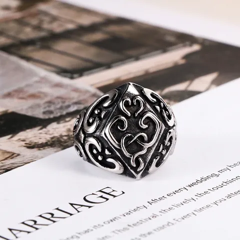 Vintage Stainless Steel Ring For Men Women Punk Scrollwork Embossed Wide Band Antique Silver Gothic Jewelry Finger Ring