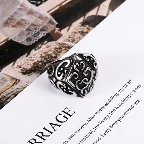 Vintage Stainless Steel Ring For Men Women Punk Scrollwork Embossed Wide Band Antique Silver Gothic Jewelry Finger Ring