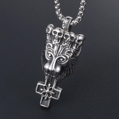 Collana con Ciondolo a Croce a Forma di Leone e Teschio in Acciaio Inossidabile Gothic Punk per Uomo Gioielli Biker Argento Retrò