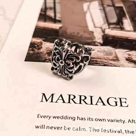 Retro Titanium Steel Butterfly Ring For Women Gothic Punk Cross Flower Hollow Out Band Ring Antique Silver Jewelry Gift