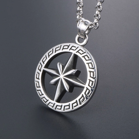 Collier Pendentif Boussole Étoile à Huit Branches en Acier Inoxydable Vintage Clé Grecque Ajouré Punk Bijoux Unisexe Cadeau