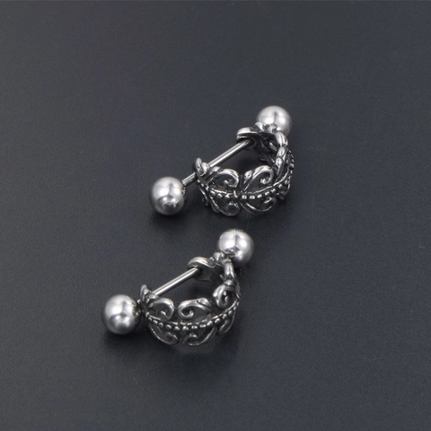 Orecchini a Lobo Vintage in Acciaio Inossidabile a Bilanciere Filigrana Cava Motivo a Volute Gotico Gioielli Unisex