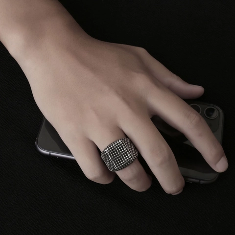 Anillo Punk de Acero Inoxidable para Hombre con Remaches Tachonados Banda Ancha Hip Hop Pulido Color Plata Joyería para Niños