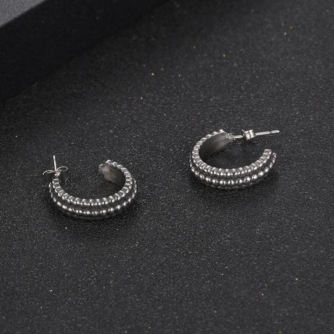Vintage Titanium Steel C-Shaped Beaded Stud Earrings Distressed Silver Color Polka Dot Ear Jewelry For Women
