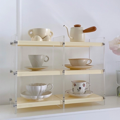 Scaffale Moderno a 3 Livelli in Acrilico per Desktop Aste in Acciaio Inossidabile Organizer Multifunzionale per Tazze Profumi Cosmetici